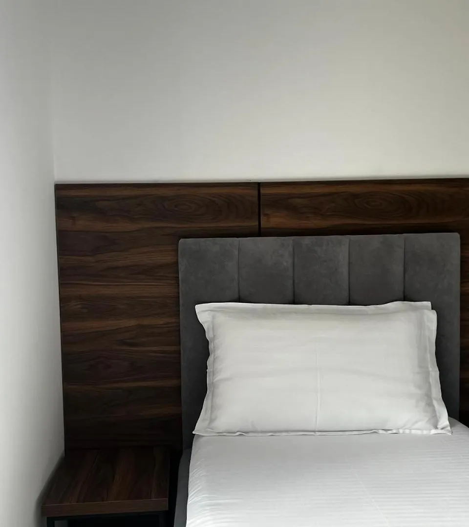 Hotel Agron Tirana